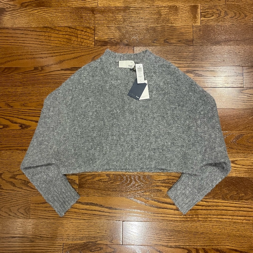 Aritizia Wilfred Free Lolan Sweater NWT